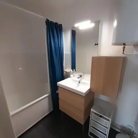 Appartement T2 Avec Loggia, Parking Prive Et Vue Mer A 50M De La Plage - St Hilaire De Riez - Fr-1-324A-20 Saint-Hilaire-de-Riez